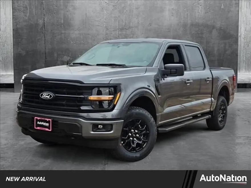2025 Ford F-150 XLT photo 1