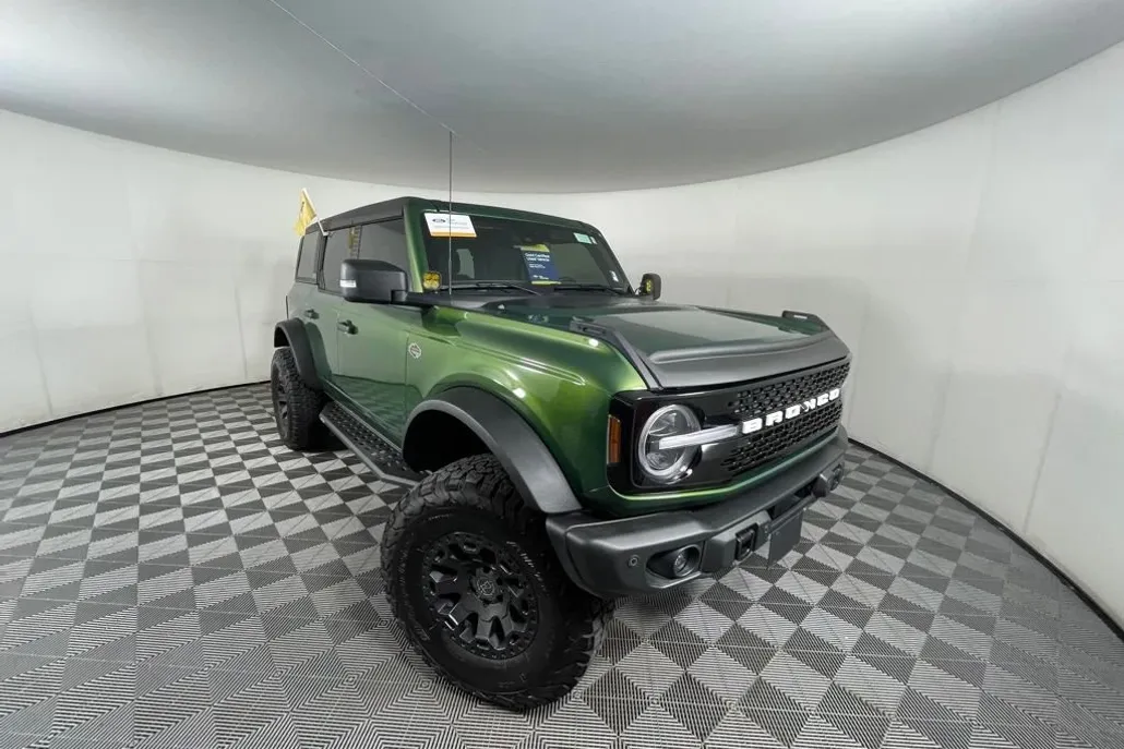 2023 Ford Bronco Wildtrak photo 1