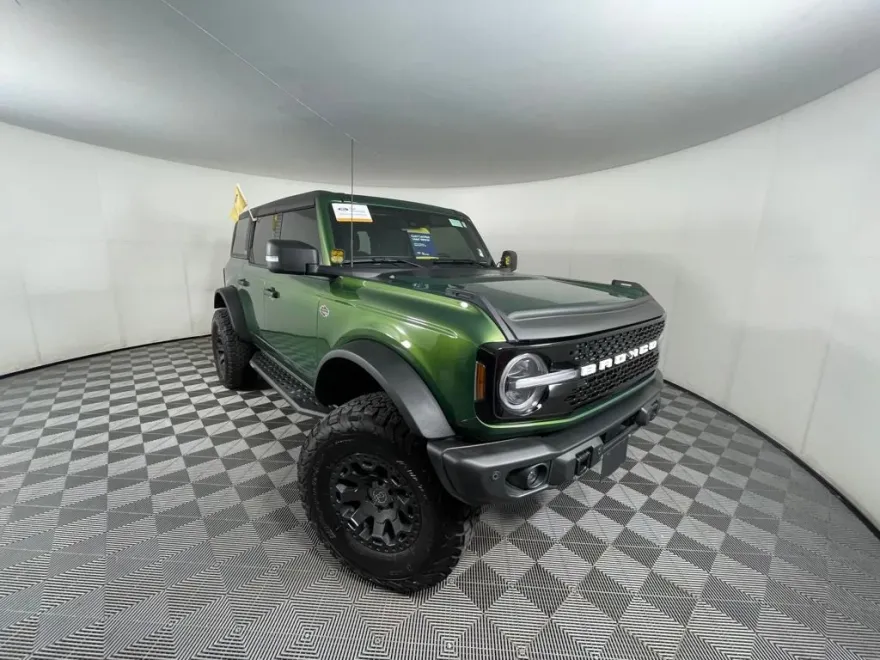 2023 Ford Bronco Wildtrak photo 1