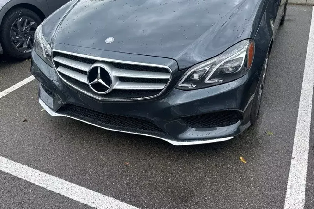 2014 Mercedes Benz E 350 4MATIC photo 1