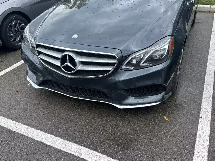 2014 Mercedes Benz E 350 4MATIC photo 1