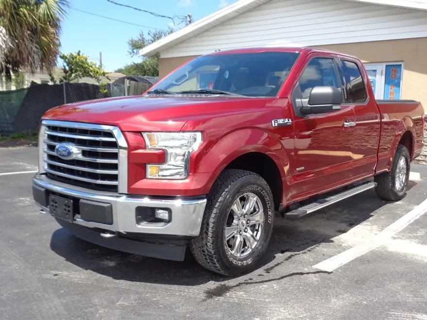 2017 Ford F-150 photo 1