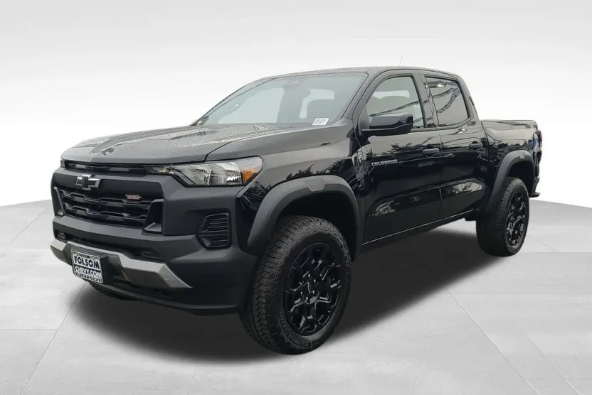 2026 Chevrolet Colorado Trail Boss photo 1