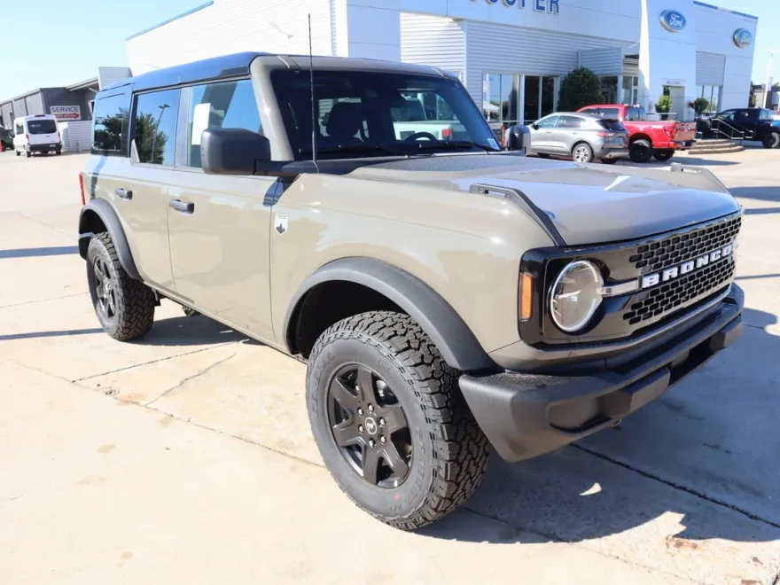 2025 Ford Bronco Big Bend photo 1