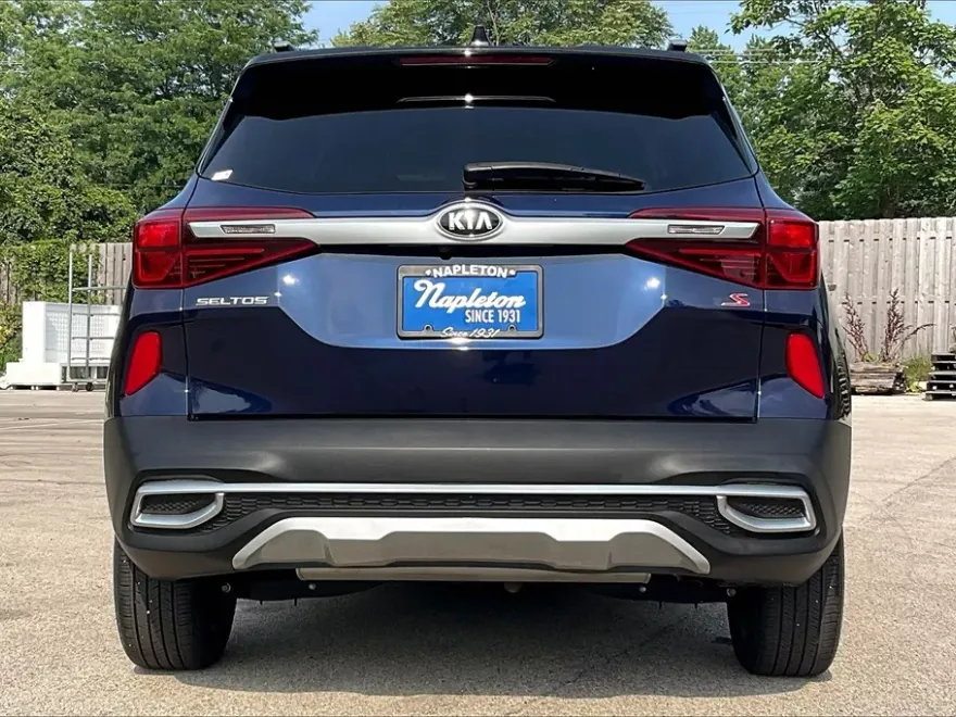 2021 Kia Seltos S photo 1
