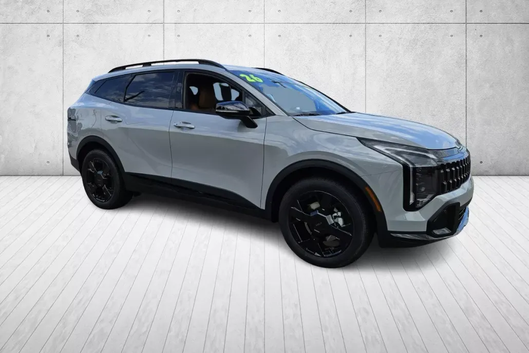 2026 Kia Sportage X-Line photo 1