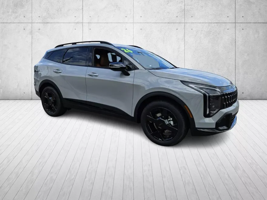 2026 Kia Sportage X-Line photo 1