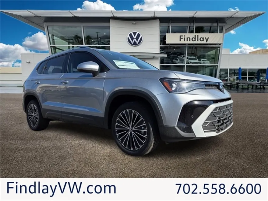 2025 Volkswagen Taos SE photo 1
