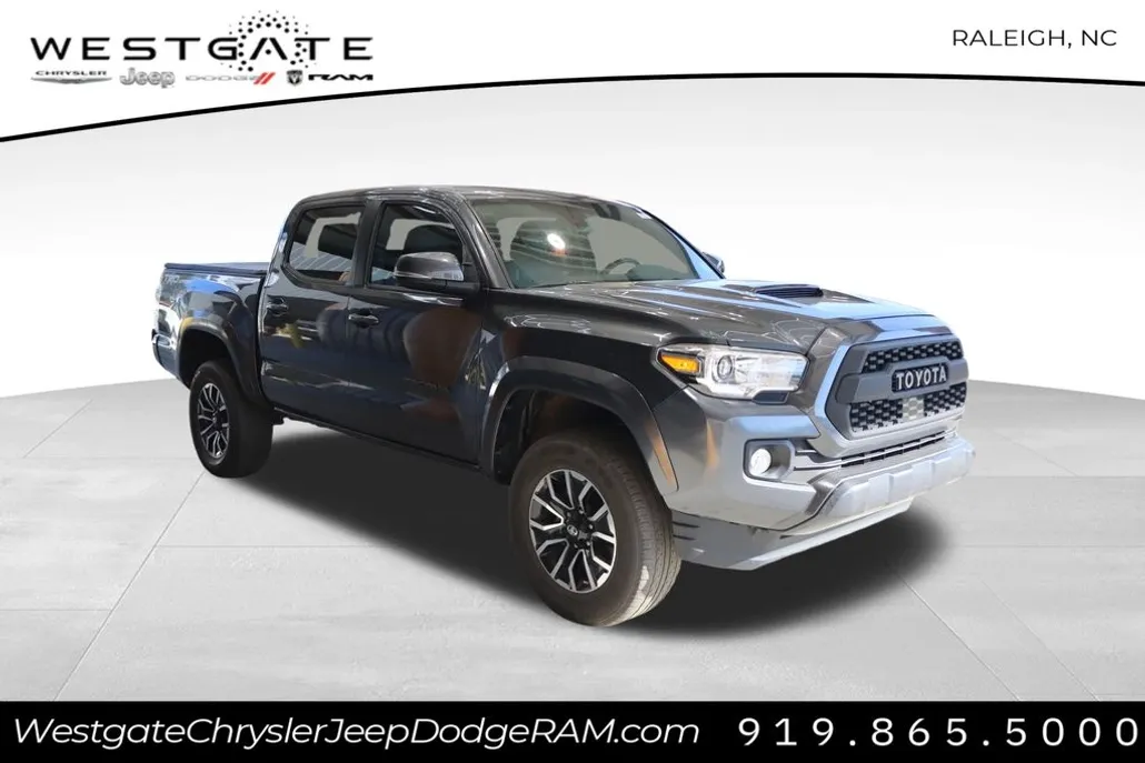 2020 Toyota Tacoma TRD Sport photo 1