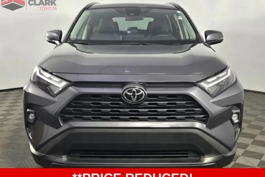2023 Toyota RAV4 XLE Premium Sport photo 1
