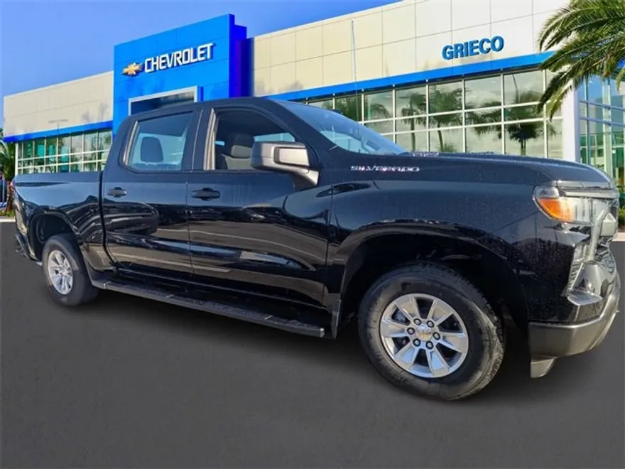 2026 Chevrolet Silverado 1500 photo 1