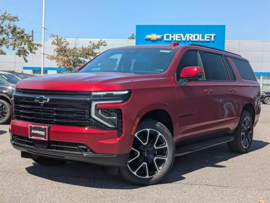 2025 Chevrolet Suburban RST photo 1