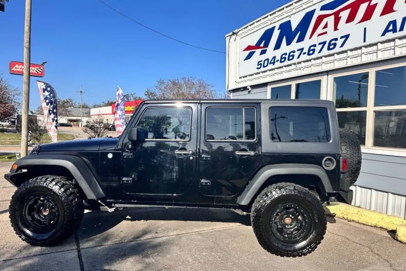 2015 Jeep Wrangler Unlimited Sport photo 1