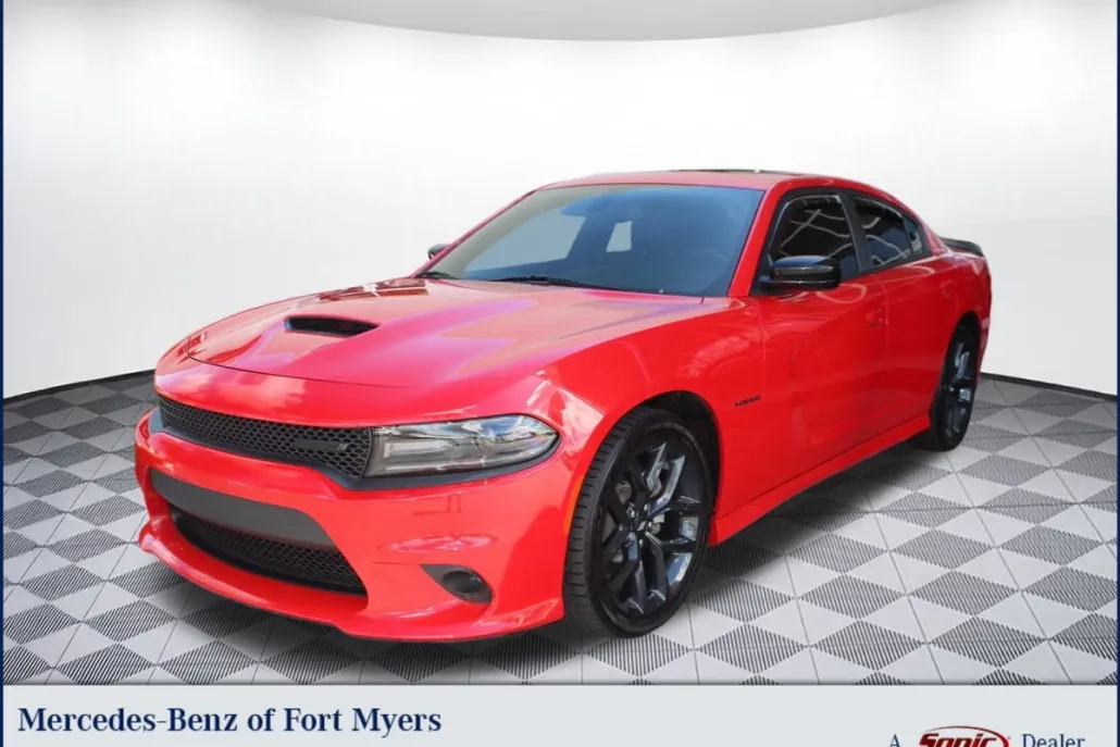 2021 Dodge Charger R/T photo 1