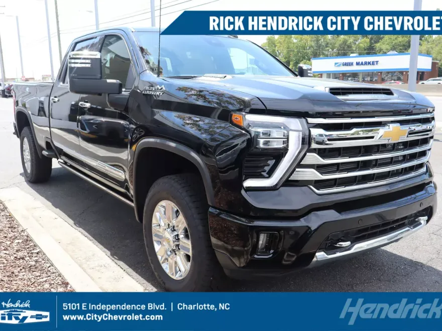 2025 Chevrolet Silverado 3500HD High Country photo 1