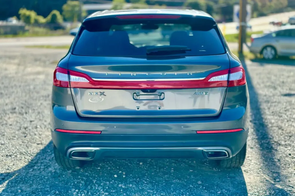 2017 Lincoln MKX Reserve Base photo 1