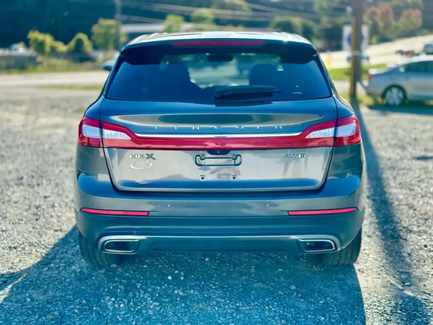 2017 Lincoln MKX Reserve Base photo 1
