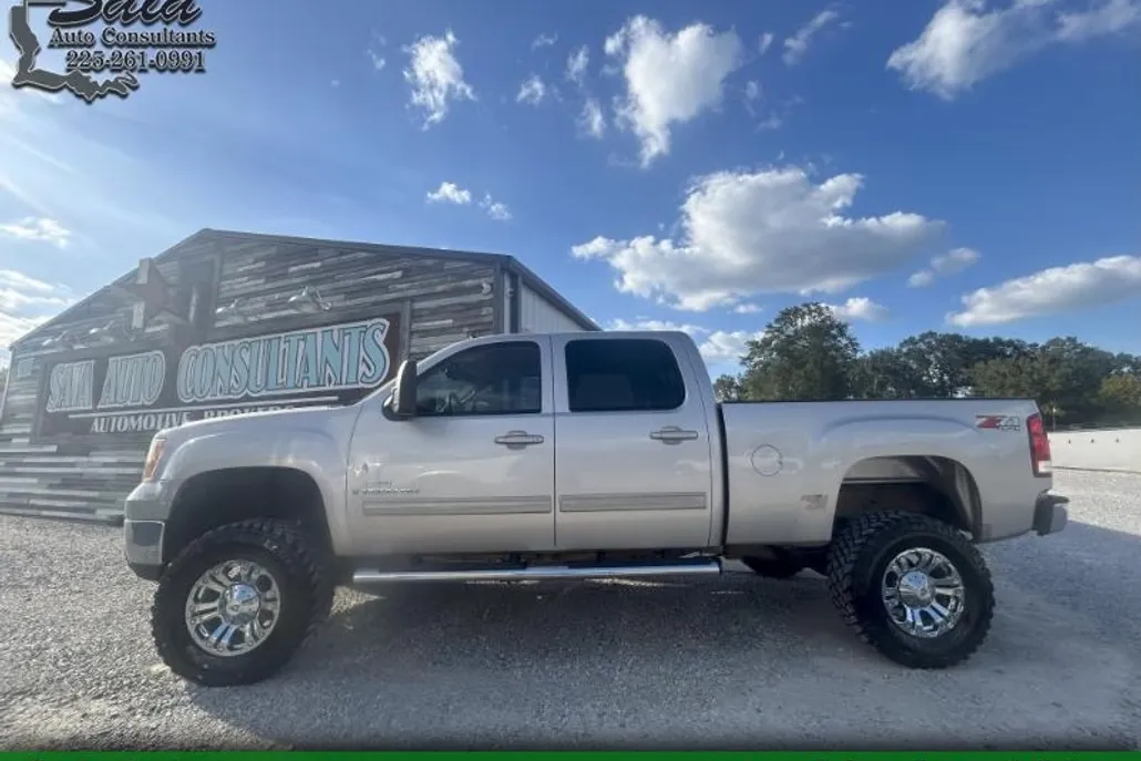 2009 Gmc Sierra SLT photo 1