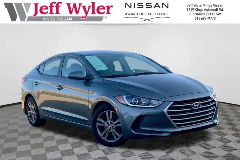 2018 Hyundai Elantra SEL photo 1