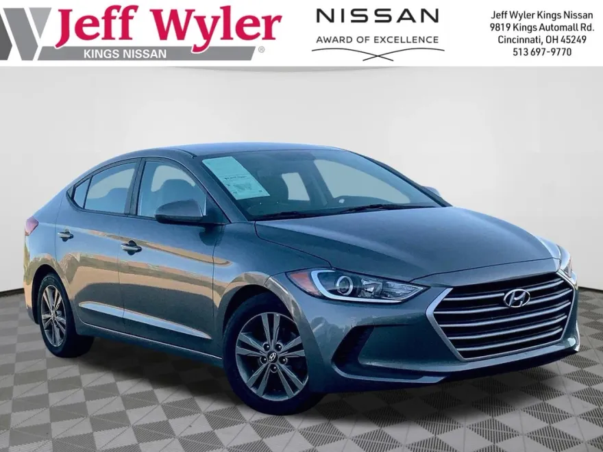 2018 Hyundai Elantra SEL photo 1