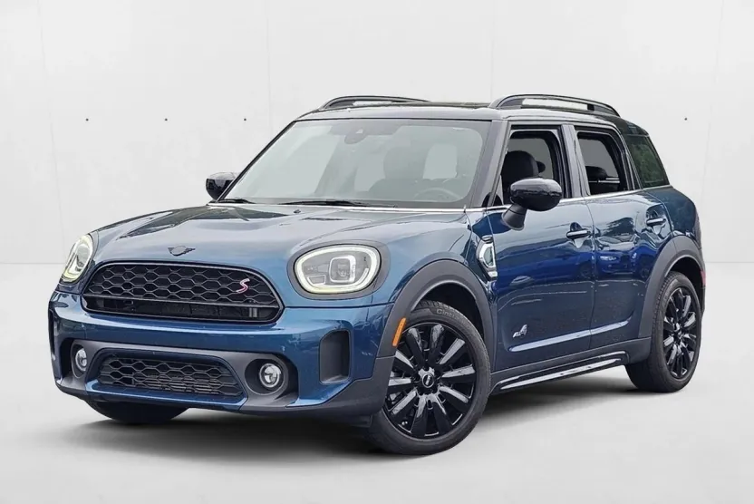 2022 Mini Countryman S ALL4 photo 1