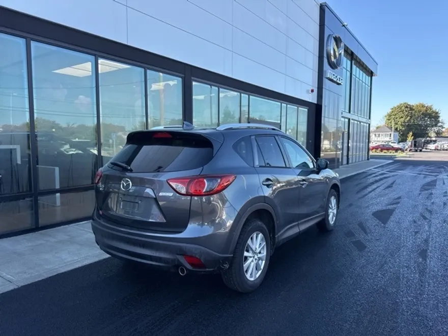 2016 Mazda CX-5 Touring photo 1