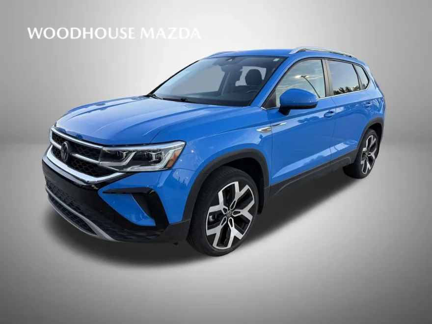 2022 Volkswagen Taos SEL photo 1