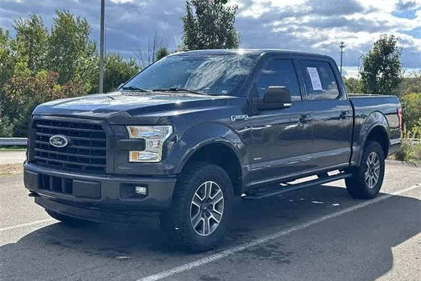 2017 Ford F-150 XLT photo 1