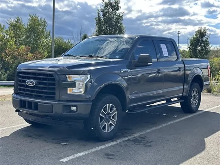 2017 Ford F-150 XLT photo 1
