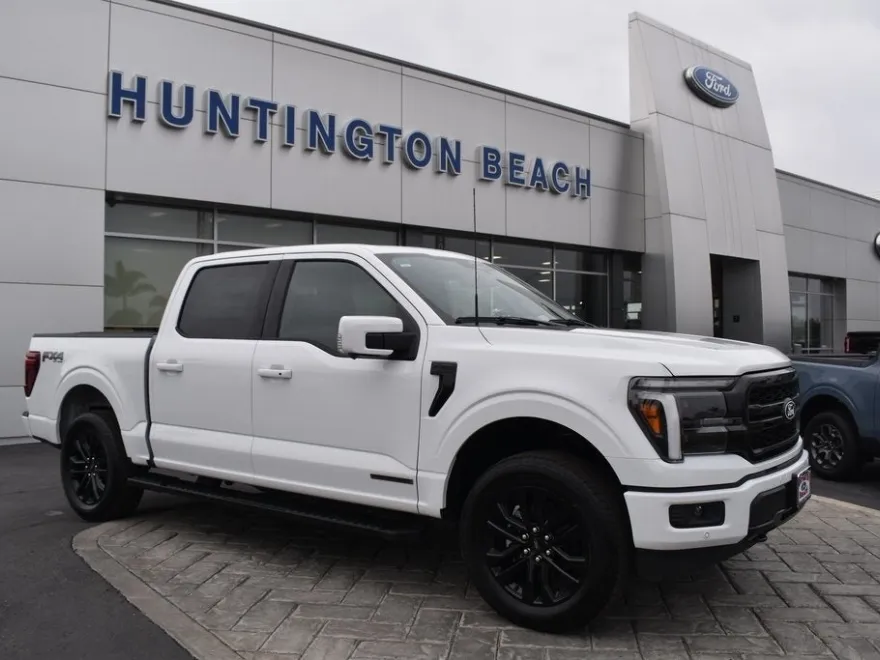 2025 Ford F-150 Lariat photo 1