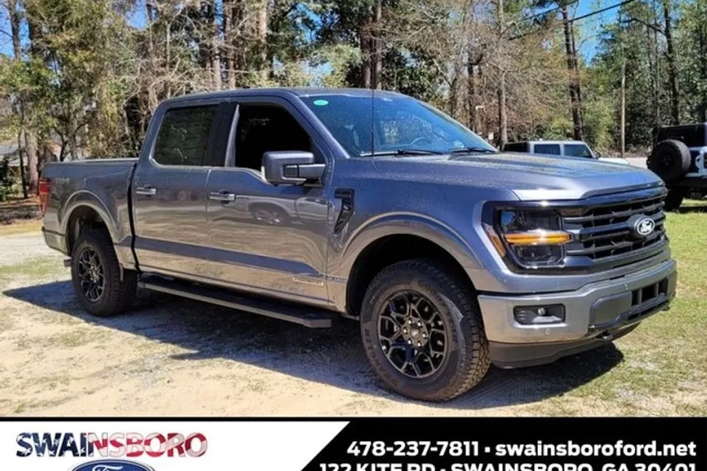 2025 Ford F-150 XLT photo 1