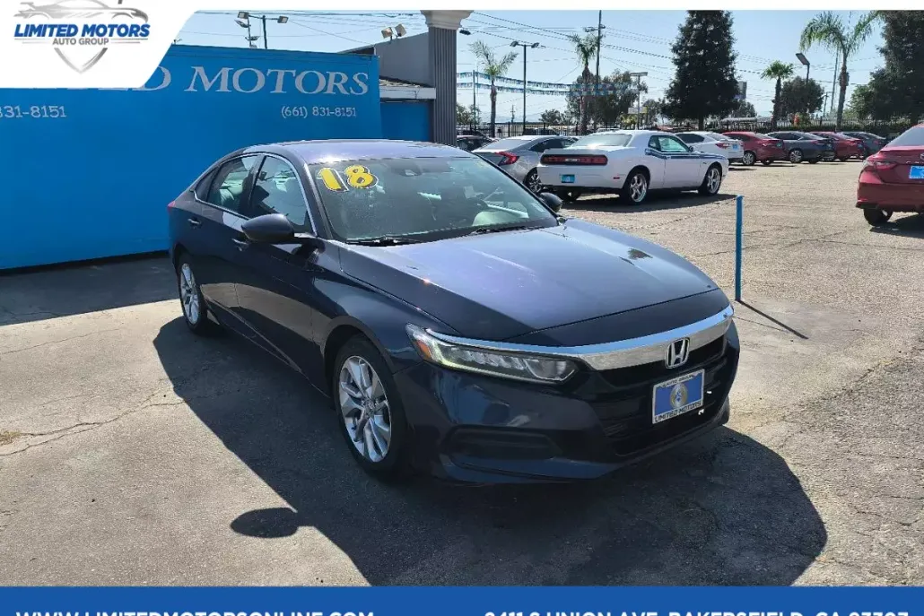2018 Honda Accord LX 1.5T photo 1