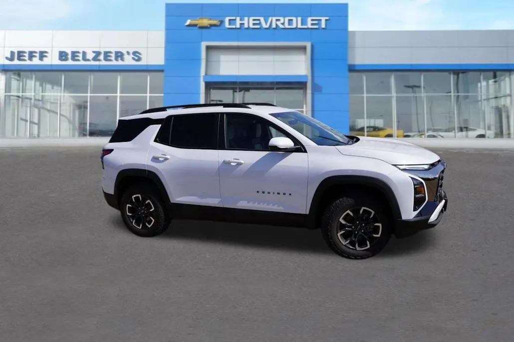 2026 Chevrolet Equinox ACTIV photo 1
