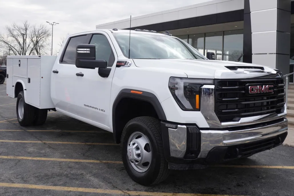 2025 Gmc Sierra 3500 HD Pro photo 1