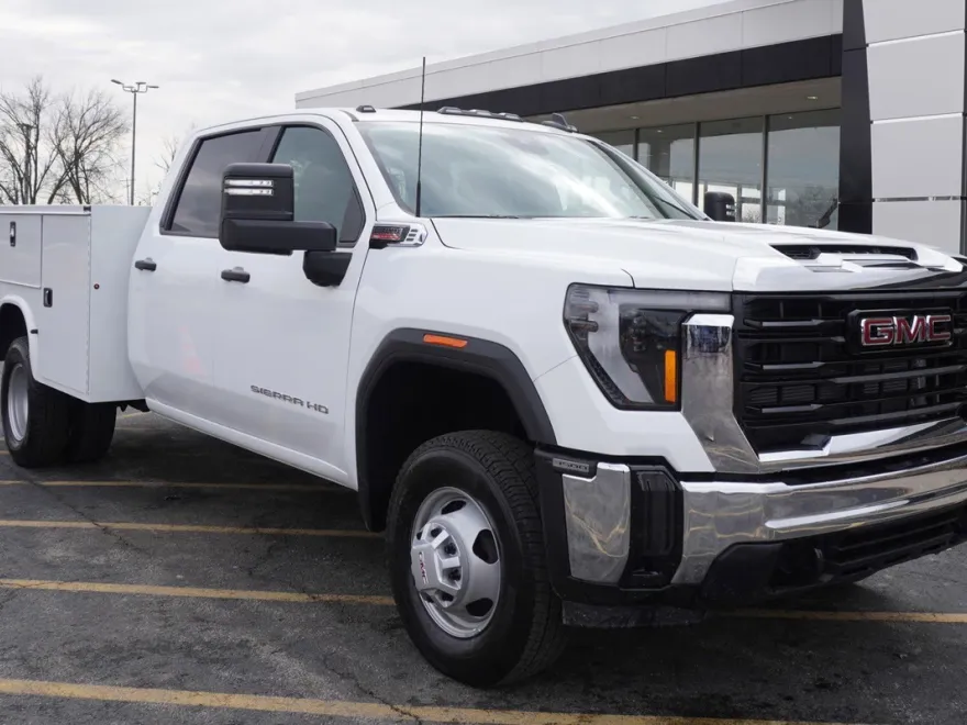 2025 Gmc Sierra 3500 HD Pro photo 1