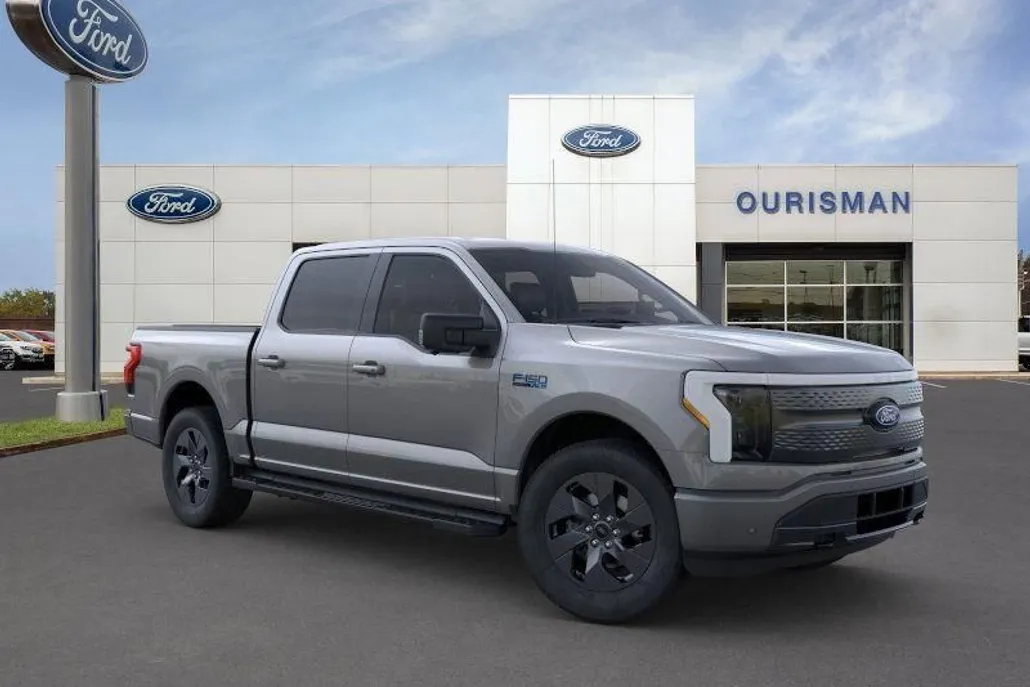 2025 Ford F-150 Lightning photo 1