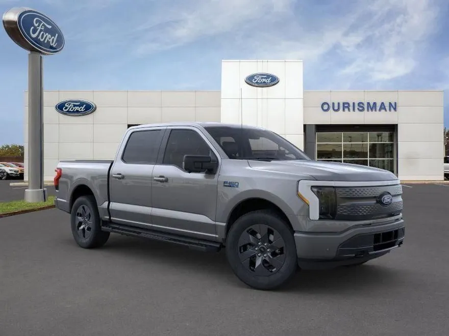 2025 Ford F-150 Lightning photo 1
