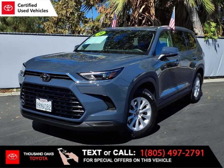 2024 Toyota Highlander Hybrid XLE photo 1