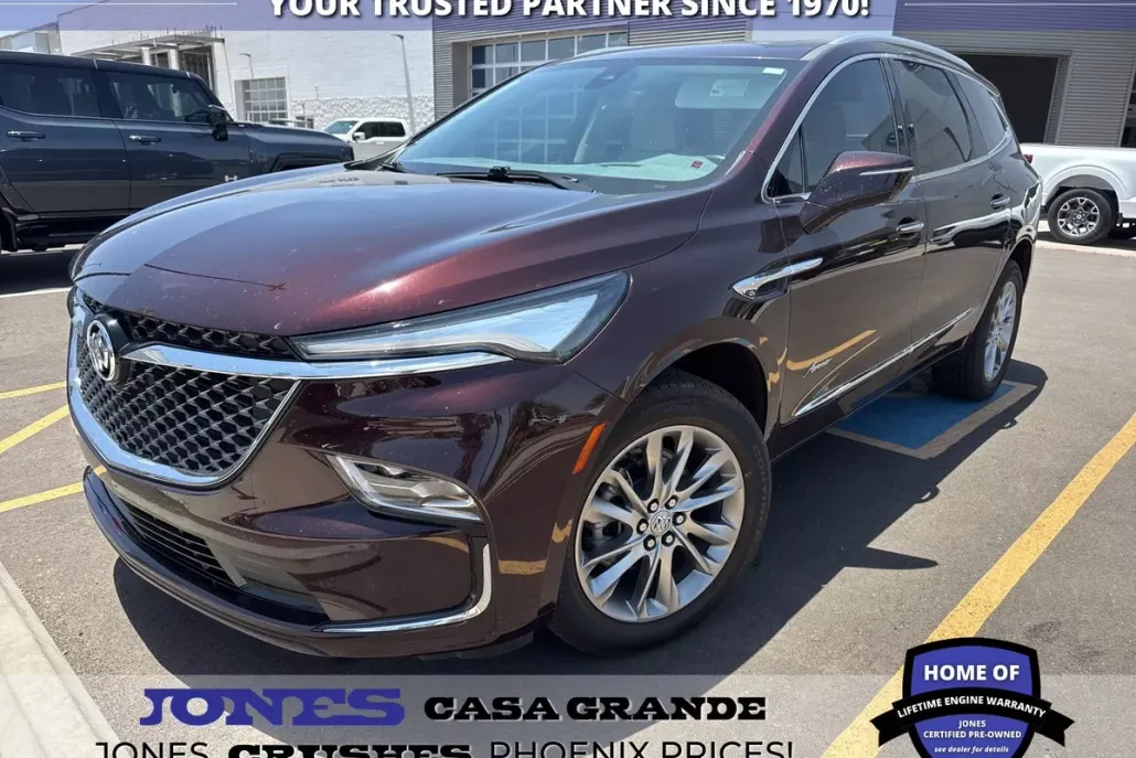 2023 Buick Enclave Avenir photo 1