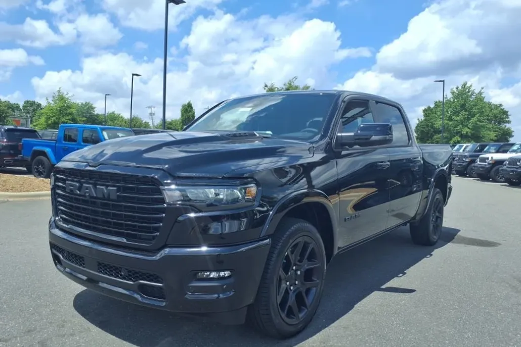 2025 Ram 1500 Laramie photo 1