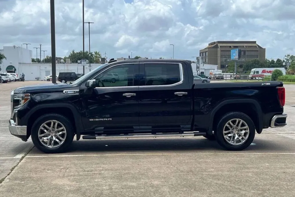 2020 Gmc Sierra 1500 SLT photo 1