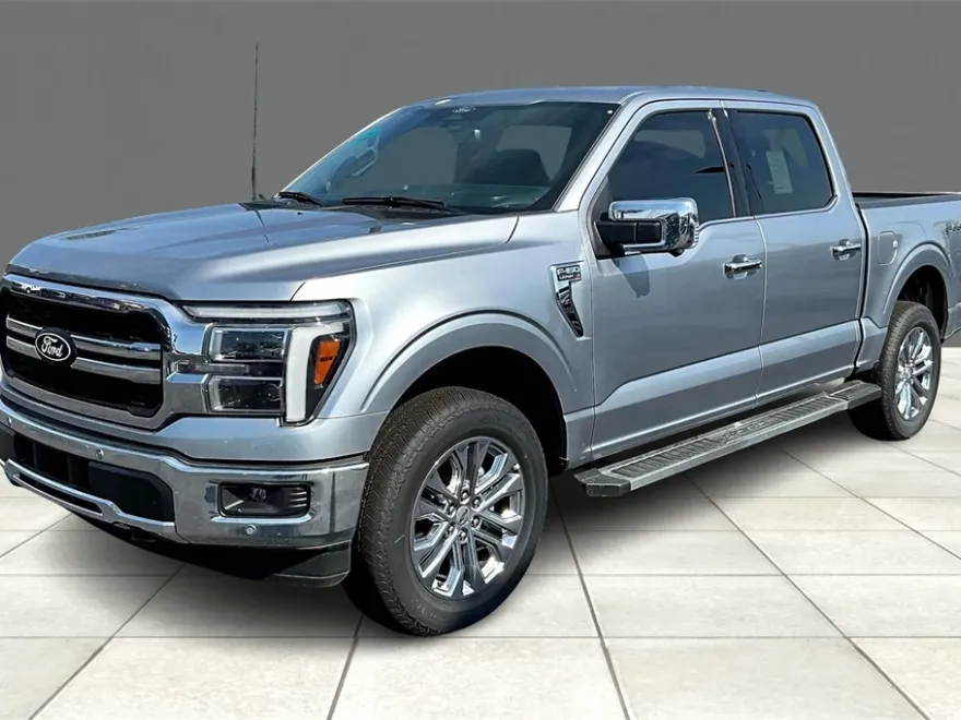 2025 Ford F-150 Lariat photo 1