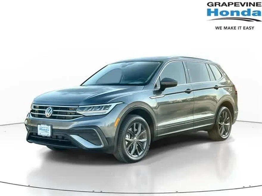 2022 Volkswagen Tiguan SE photo 1
