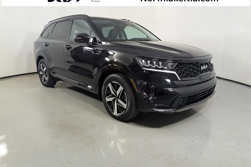 2023 Kia Sorento S photo 1