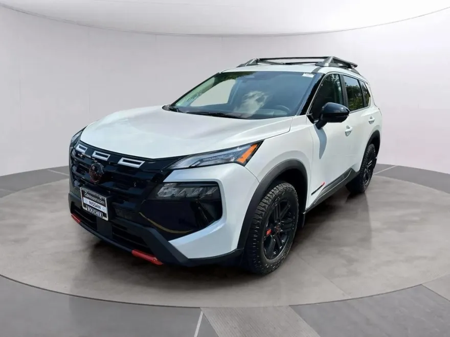 2026 Nissan Rogue SV photo 1