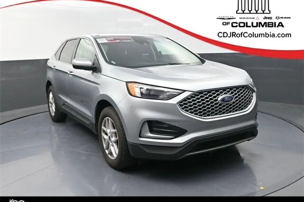 2024 Ford Edge SEL photo 1