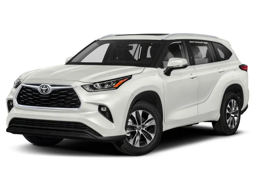 2021 Toyota Highlander XLE photo 1