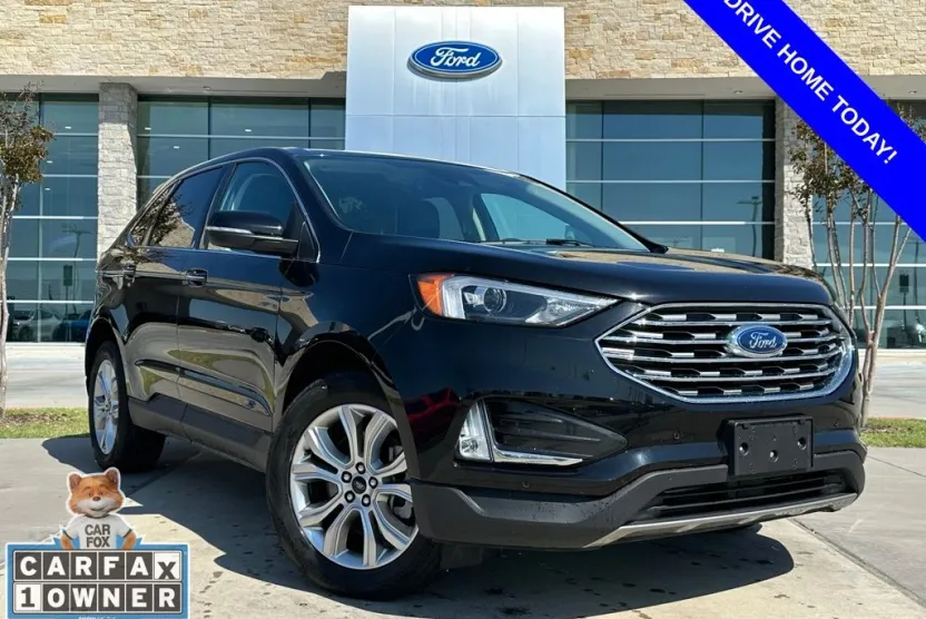 2024 Ford Edge Titanium photo 1