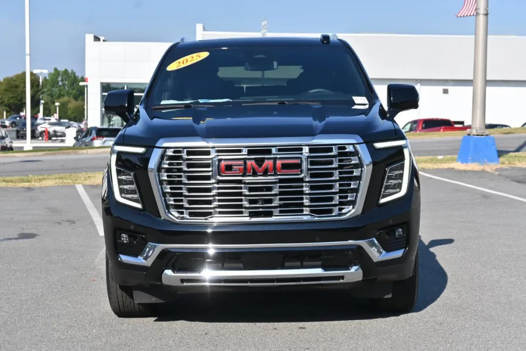 2025 Gmc Yukon XL Denali photo 1