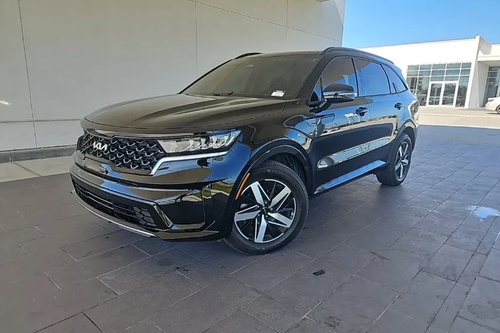 2023 Kia Sorento S photo 1